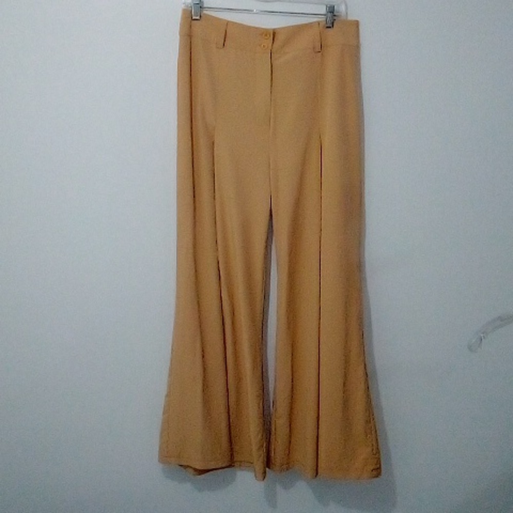 Chic Me beige wide leg pants